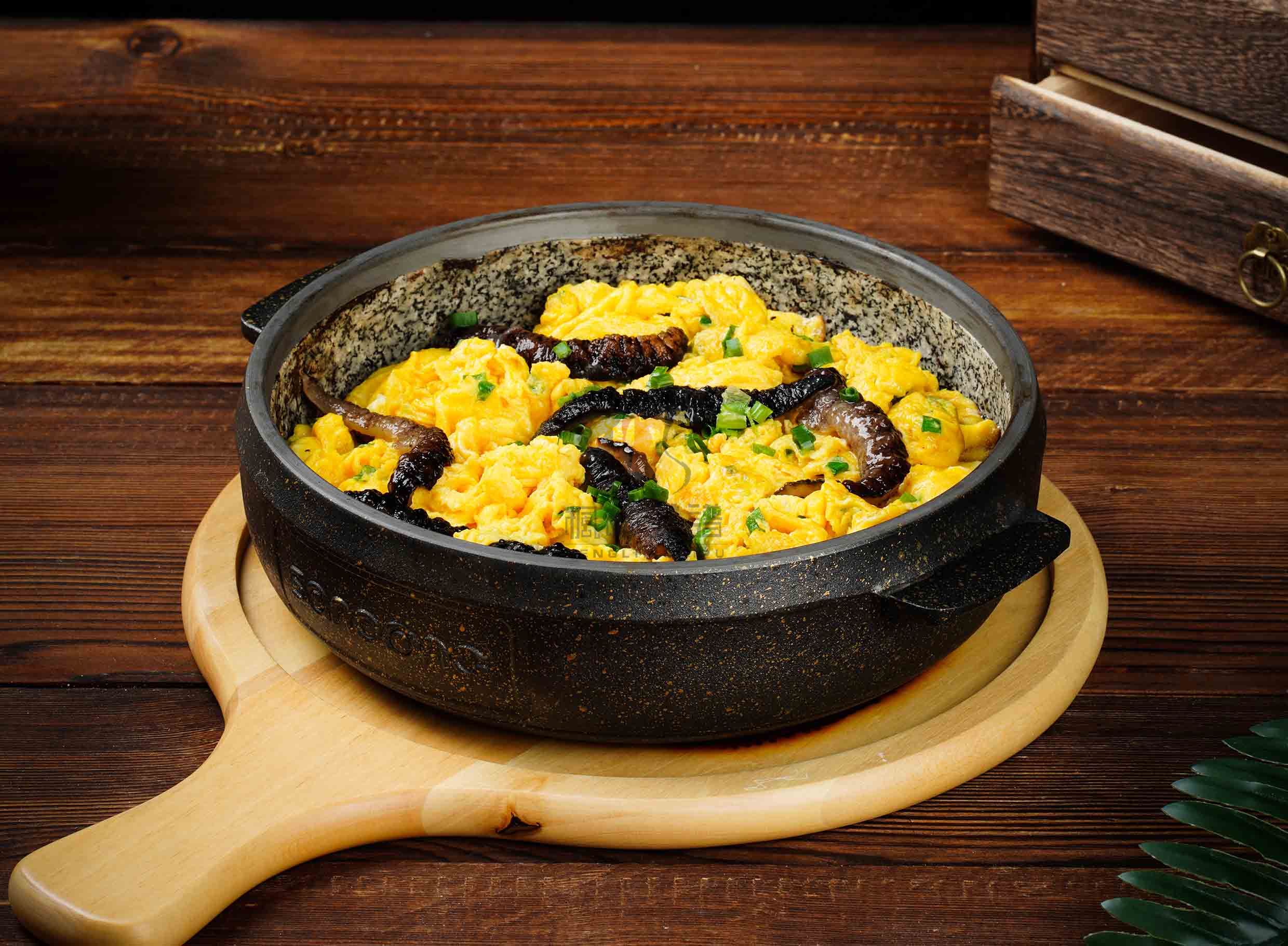 R2285石锅鸡蛋爆海参