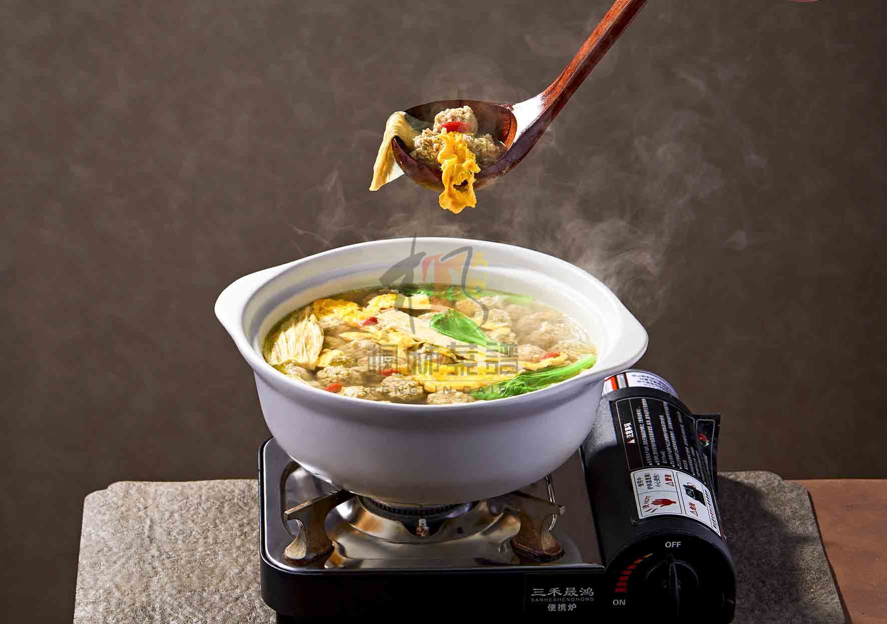 R2241农家丸子炖地锅豆筋