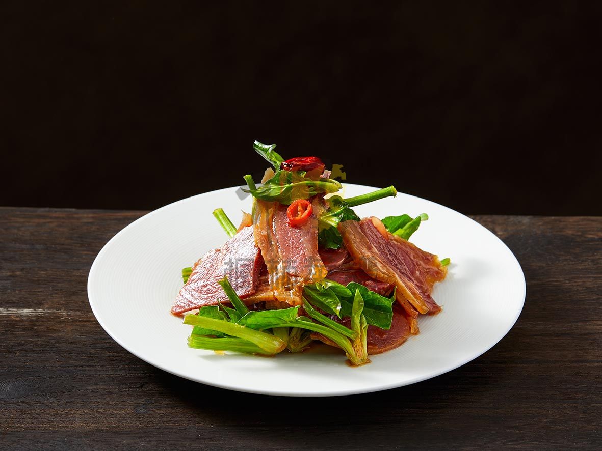 L1682菠菜拌牛肉