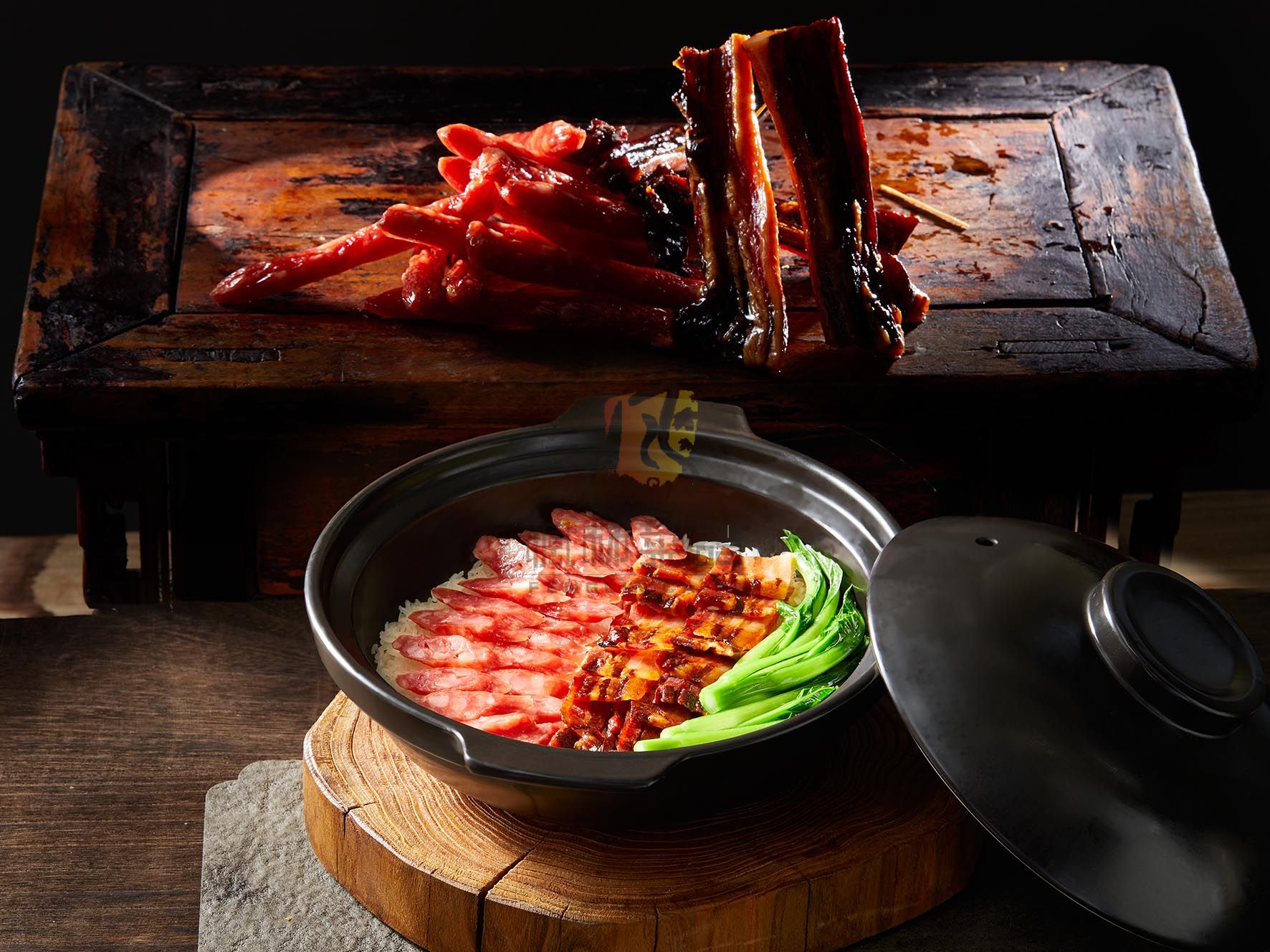 R2967腊味煲仔饭