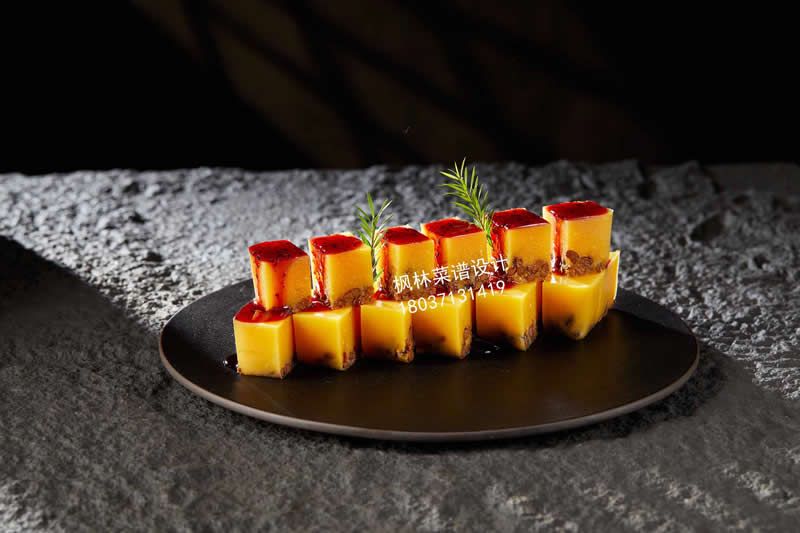 L0217蓝莓豆黄糕