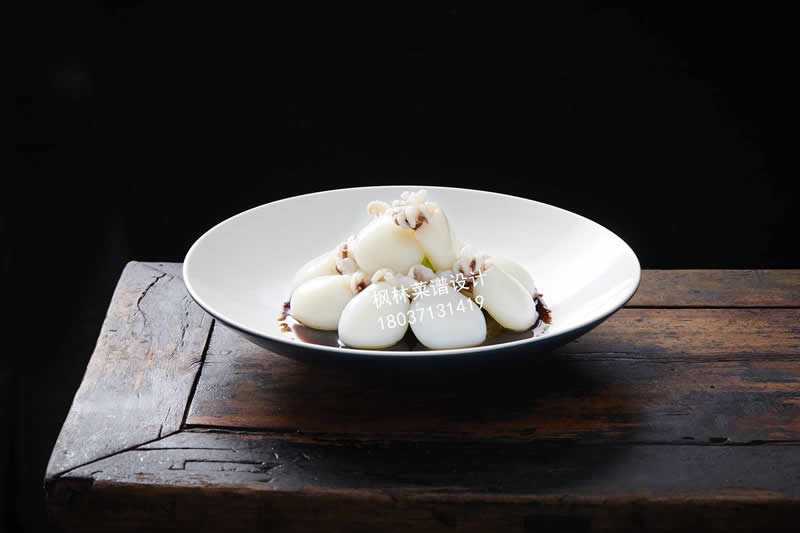 L0233捞汁墨鱼仔