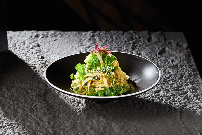 L0438三叶香拌豆皮