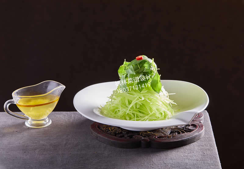 L1016荆芥拌苔丝