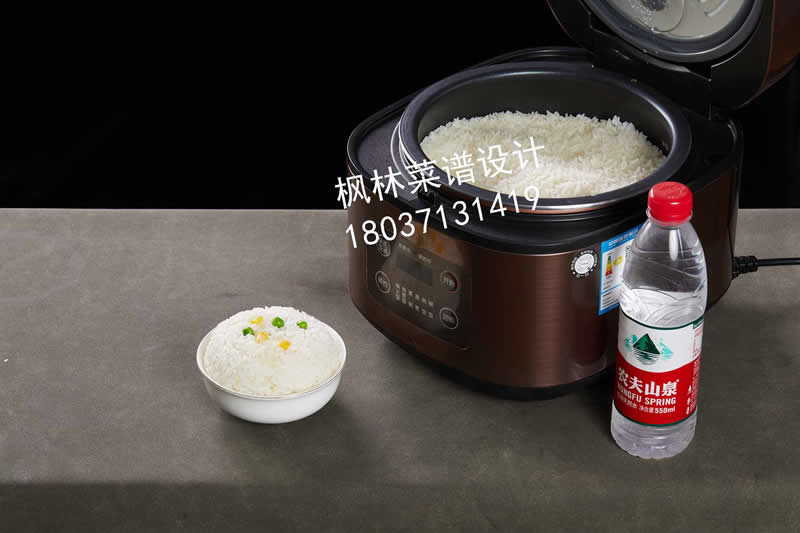 M0292小锅五常大米