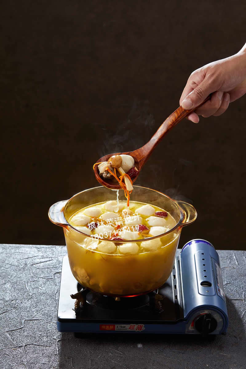 R0494菌汤炖鱼丸