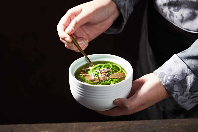 R0989豌豆苗鸭舌汤