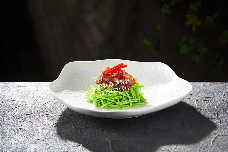 R1206藜蒿炒腊肉