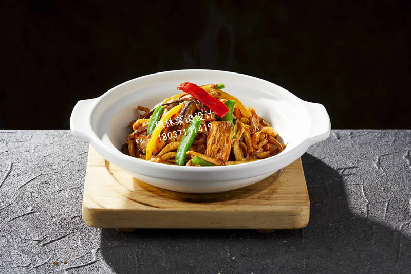 R1358风味素斋煲