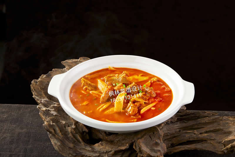 R1596西红柿牛腩烩莜面